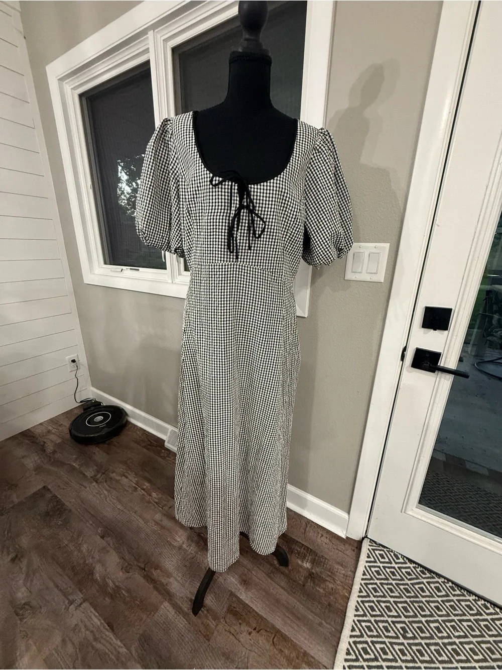 Nobody's Child Women's 12 Black White Check Gingham Puff Sleeve Dress - Picture 1 of 7